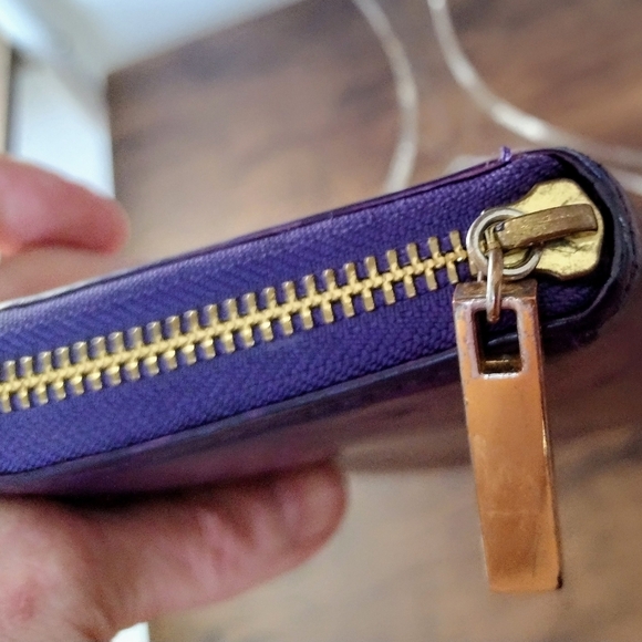 Tory Burch Purple Leather Wallet - Picture 9 of 10